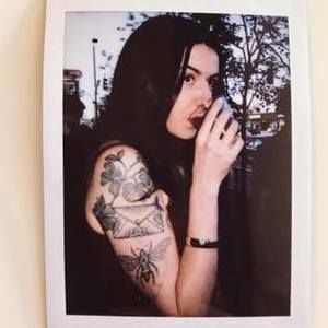 Meet your Posher, Lara